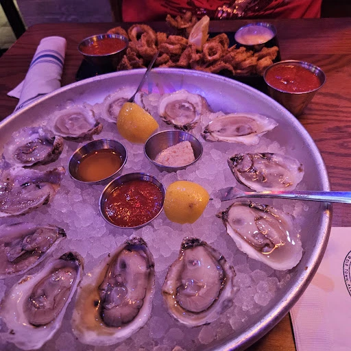 The Fish Market of Maryland Bar & Grill Restaurant photo 8